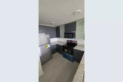 5563 Millenia Boulevard #410, Orlando, FL 32839 - Photo 7
