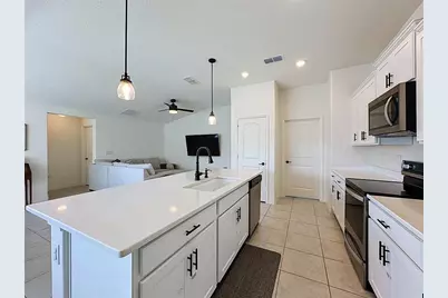 1124 Papaya Cir, Davenport, FL 33897 - Photo 7