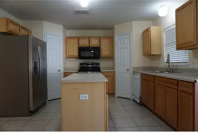 442 Hammerstone Avenue, Haines City, FL 33844 - Photo 5
