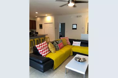 921 Las Fuentes Drive, Kissimmee, FL 34746 - Photo 5