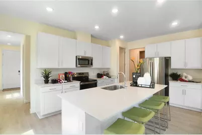 194 Blue Star Court, Tavares, FL 32778 - Photo 5