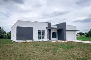 2916 Winlock Ave, Deltona, FL 32738 - Photo 1