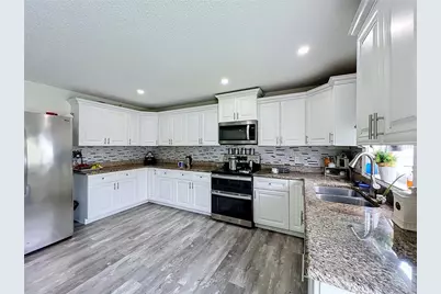 3275 Amberley Park Circle, Kissimmee, FL 34743 - Photo 23