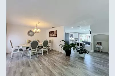3275 Amberley Park Circle, Kissimmee, FL 34743 - Photo 13