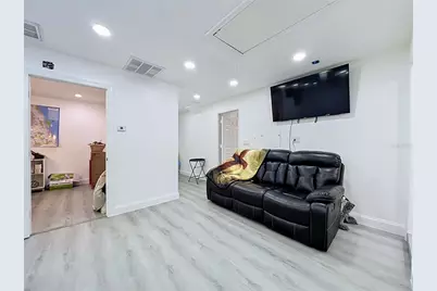 3275 Amberley Park Circle, Kissimmee, FL 34743 - Photo 33