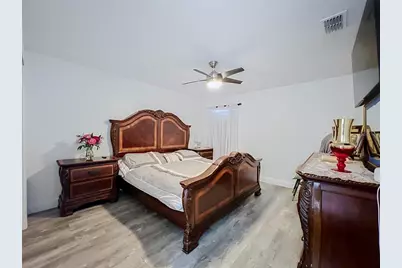 3275 Amberley Park Circle, Kissimmee, FL 34743 - Photo 37