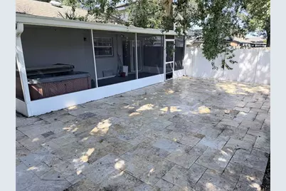 10309 Parkcrest Drive, Tampa, FL 33624 - Photo 5