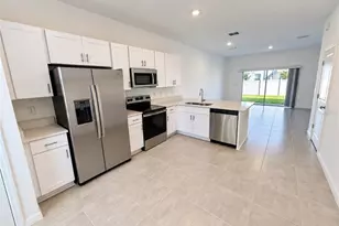 2844 Skyline Loop, Kissimmee, FL 34758 - Photo 3
