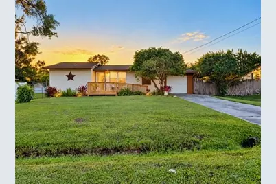 2952 Sun Pointe Court, Kissimmee, FL 34741 - Photo 1