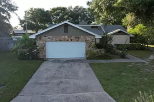 4404 S Laurel Pointe Dr, Lakeland, FL 33813 - Photo 1