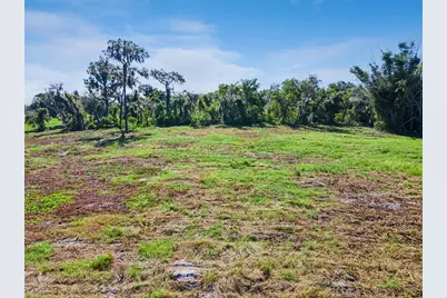 742 N Lake Reedy Boulevard, Frostproof, FL 33843 - Photo 3