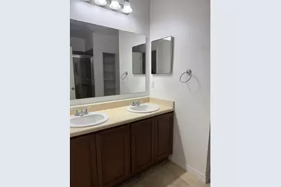 4762 Ashurst Street, Kissimmee, FL 34758 - Photo 11