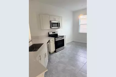 1281 Deepwater Circle, Eagle Lake, FL 33839 - Photo 5