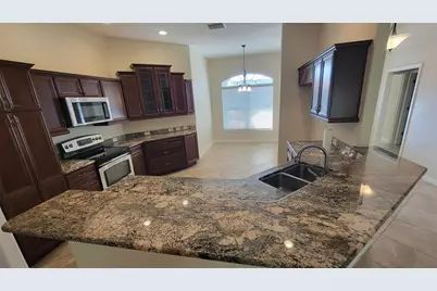 941 Mandrake Street, The Villages, FL 32162 - Photo 5