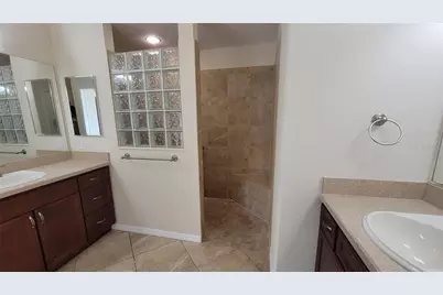 941 Mandrake Street, The Villages, FL 32162 - Photo 29