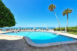 800 Benjamin Franklin Dr, Sarasota, FL 34236 - Photo 27