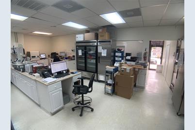 13191 Starkey Road #15 & 16, Largo, FL 33773 - Photo 11