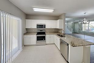 6032 Osprey Lake Cir, Riverview, FL 33578 - Photo 3