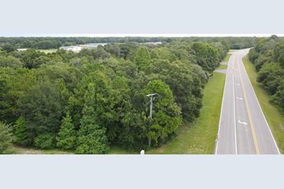 1035 Nashville Drive, Wesley Chapel, FL 33544 - Photo 5