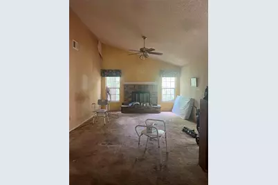 1404 Midoneck Court, Valrico, FL 33596 - Photo 9