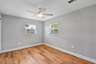4040 NE 95th Rd, Wildwood, FL 34785 - Photo 13