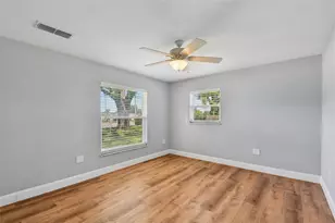 4040 NE 95th Rd, Wildwood, FL 34785 - Photo 17