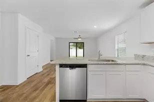 5413 Dayton Ln, Port Charlotte, FL 33981 - Photo 9