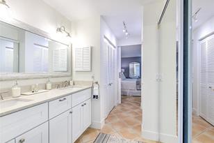 720 Bayport Wy, Longboat Key, FL 34228 - Photo 31