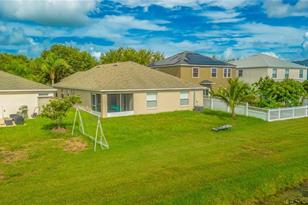 2316 Roanoke Springs Dr, Ruskin, FL 33570 - Photo 27