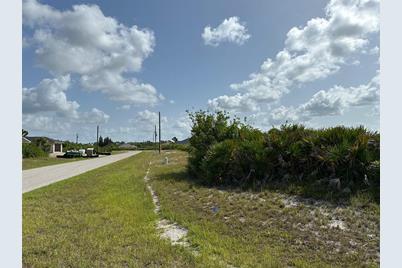 116 Lime Tree Park, Rotonda West, FL 33947 - Photo 3