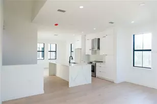 1218 E Kay St, Tampa, FL 33602 - Photo 5