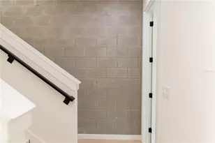 1218 E Kay St, Tampa, FL 33602 - Photo 21