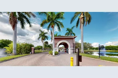 10265 Gandy Boulevard N #1302, Saint Petersburg, FL 33702 - Photo 3