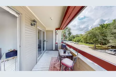 10265 Gandy Boulevard N #1302, Saint Petersburg, FL 33702 - Photo 15