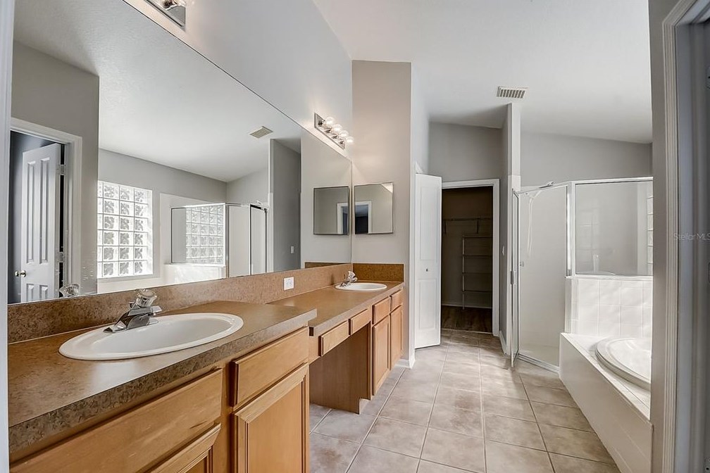 18204 Collridge Dr, Tampa FL  33647-2911 exterior