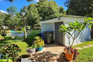 411 Bryan Rd, Brandon, FL 33511 - Photo 11