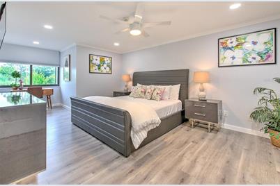 706 Bayport Way #706, Longboat Key, FL 34228 - Photo 17