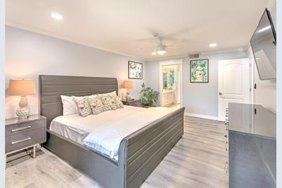 706 Bayport Way #706, Longboat Key, FL 34228 - Photo 19