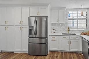 716 Bayport Wy, Longboat Key, FL 34228 - Photo 23