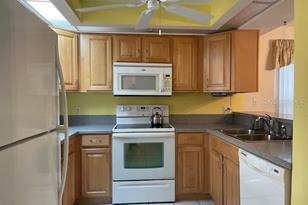 201 Silver Lake Dr, Venice, FL 34292 - Photo 5