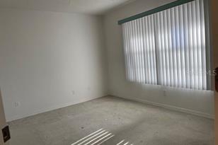 201 Silver Lake Dr, Venice, FL 34292 - Photo 9