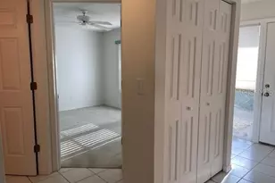 201 Silver Lake Dr, Venice, FL 34292 - Photo 9