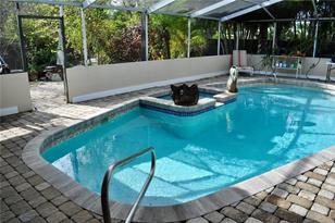 486 Florida Cir N, Ruskin, FL 33572