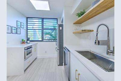 805 Bayport Way #805, Longboat Key, FL 34228 - Photo 11