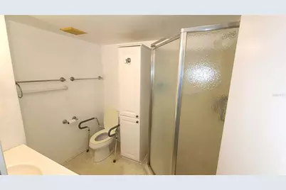 4851 W Gandy Boulevard #B4 L32, Tampa, FL 33611 - Photo 19