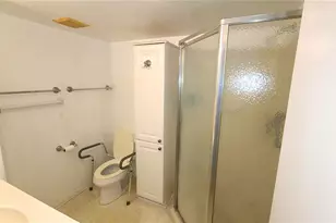 4851 W Gandy Blvd, Tampa, FL 33611 - Photo 19