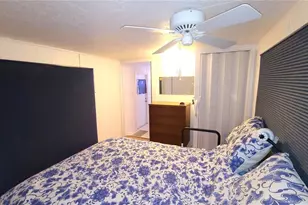 4851 W Gandy Blvd, Tampa, FL 33611 - Photo 25