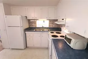 4851 W Gandy Blvd, Tampa, FL 33611 - Photo 7