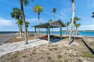 4851 W Gandy Blvd, Tampa, FL 33611 - Photo 45