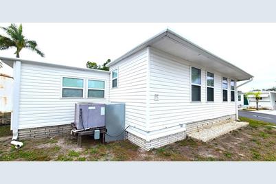 4851 W Gandy Boulevard #B4 L32, Tampa, FL 33611 - Photo 27